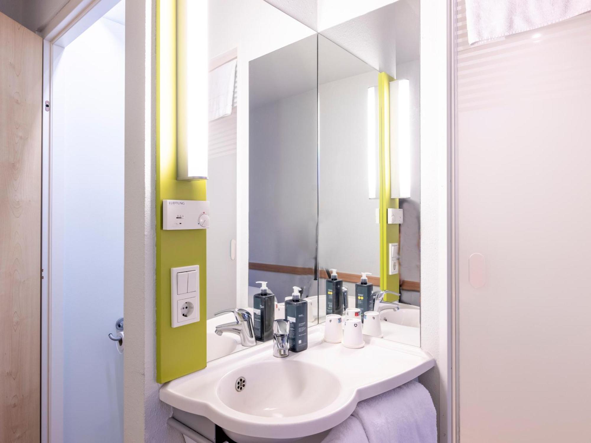 B&B Hotel Willich Zewnętrze zdjęcie